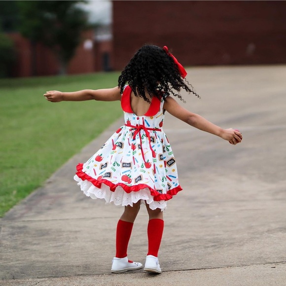 Girls 8 Bella & Omi Back to School gorgeous Peter Pan dress & matching shorties - Picture 8 of 16